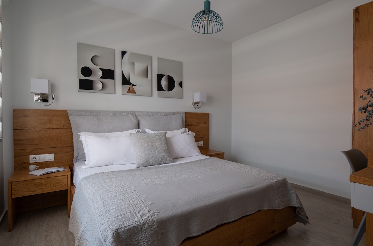 Tiara Holidays - Leon Villas - Two Bedroom Maisonette - bedroom 1